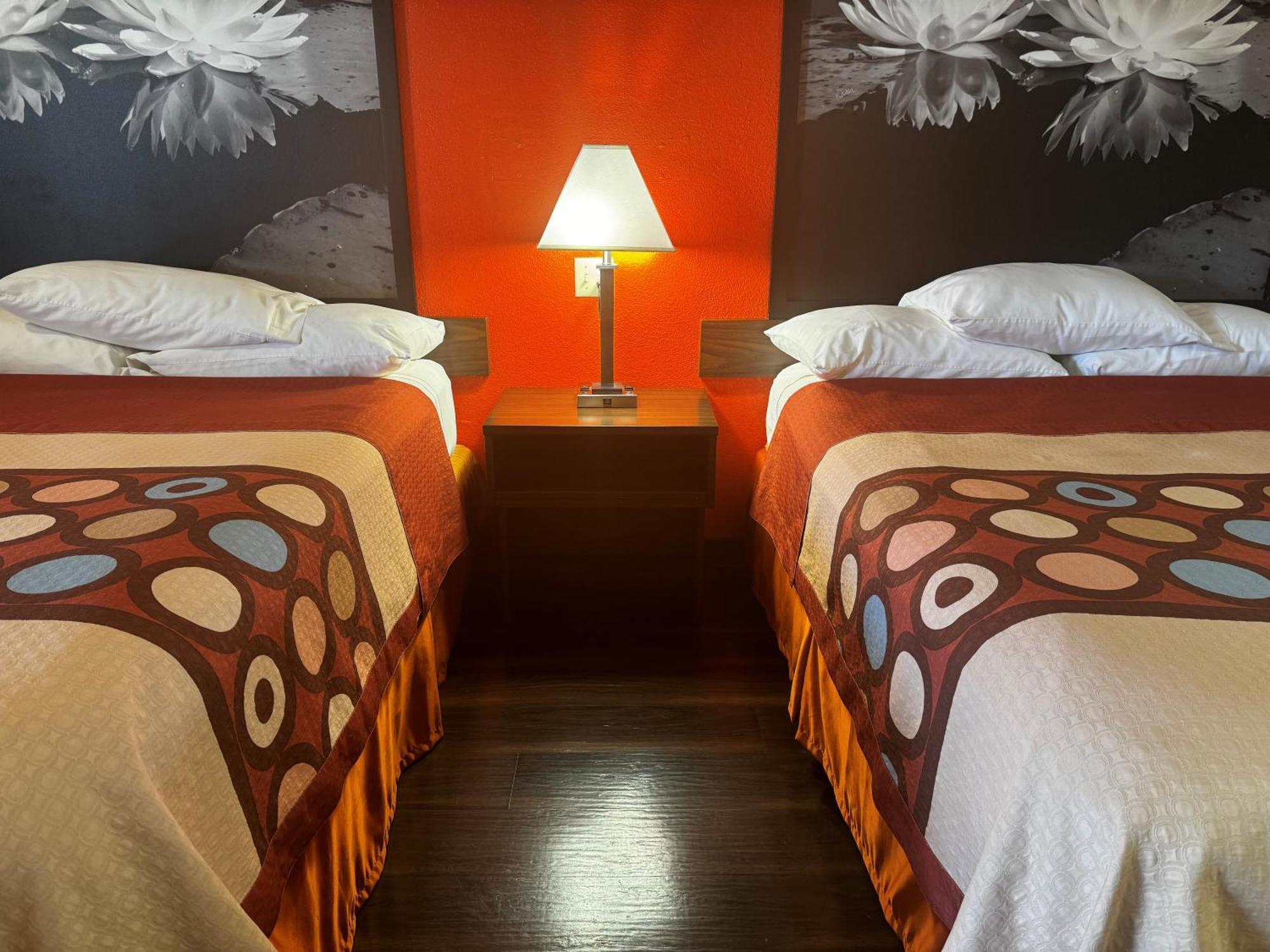 Super 8 By Wyndham Giddings Hotel Ngoại thất bức ảnh